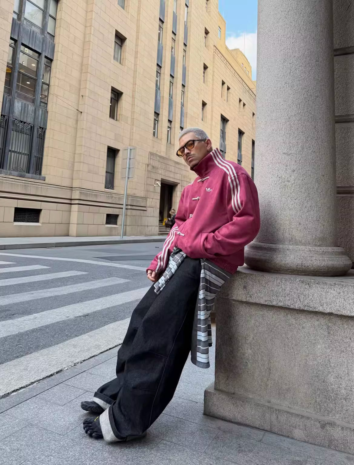 Men's and women's stand-up collar jackets